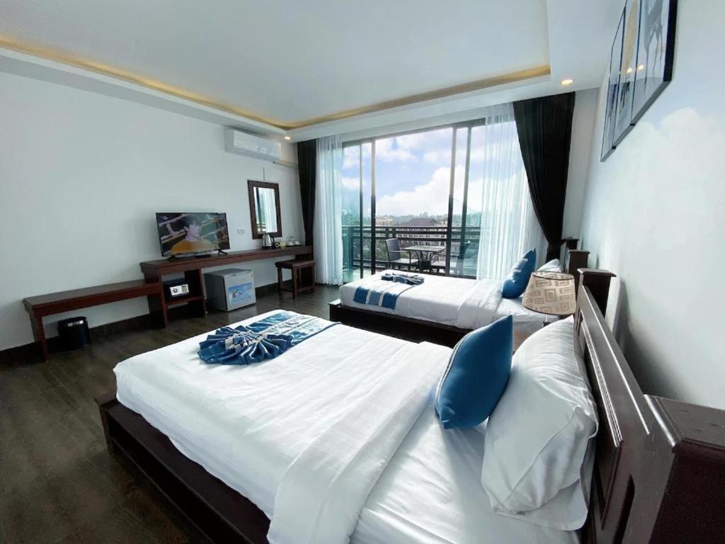 Vang Vieng Topview Hotel Екстер'єр фото