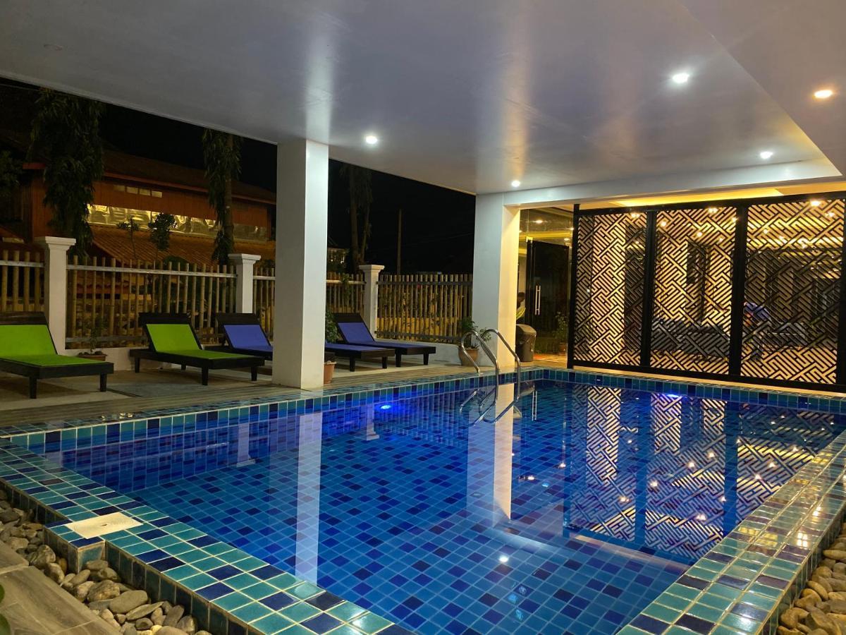 Vang Vieng Topview Hotel Екстер'єр фото